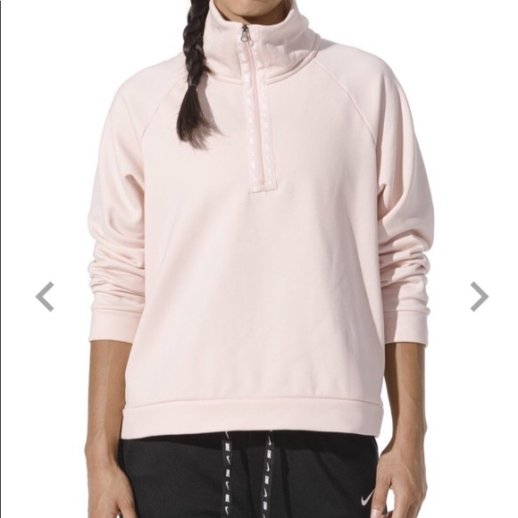 nike therma all time hoodie